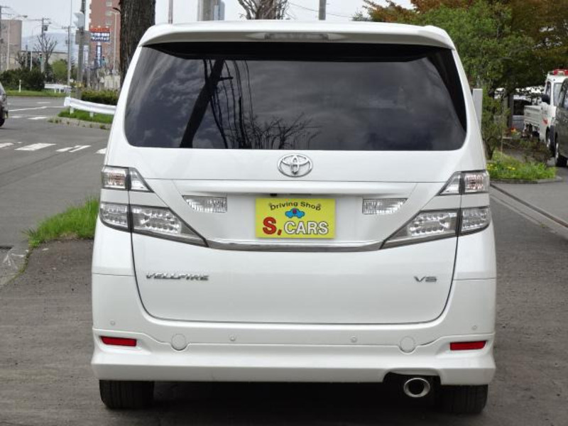 VELLFIRE-11