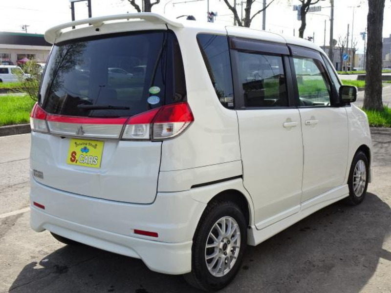DELICA D2