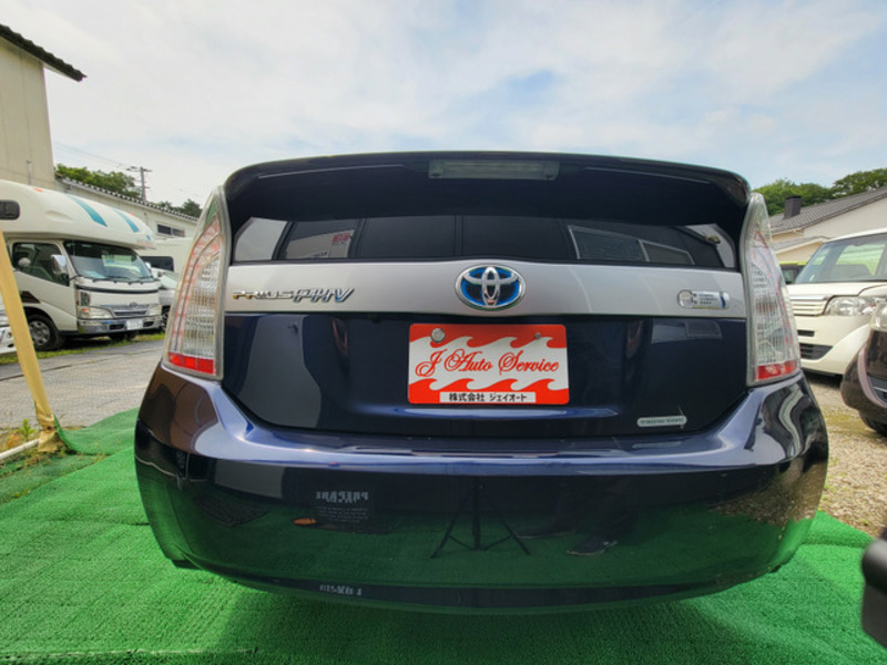 PRIUS PHV