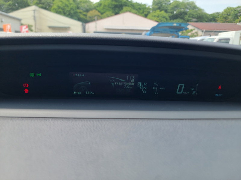 PRIUS PHV