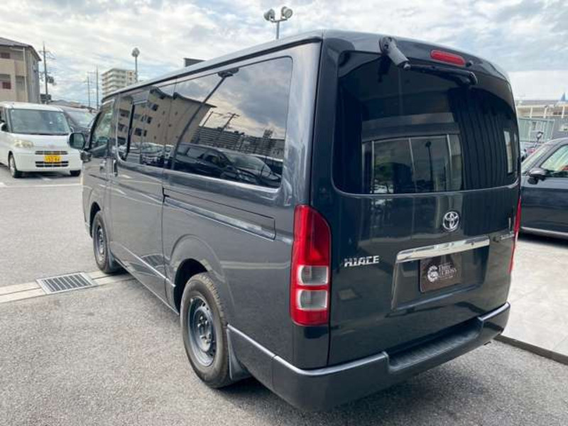 HIACE VAN-13