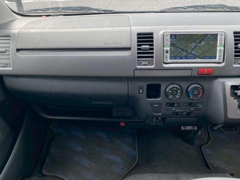 HIACE VAN-19