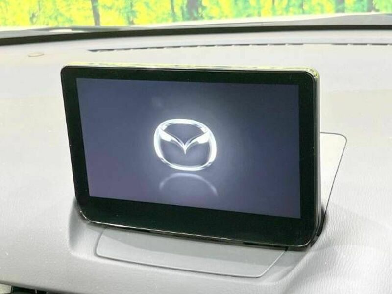 MAZDA2