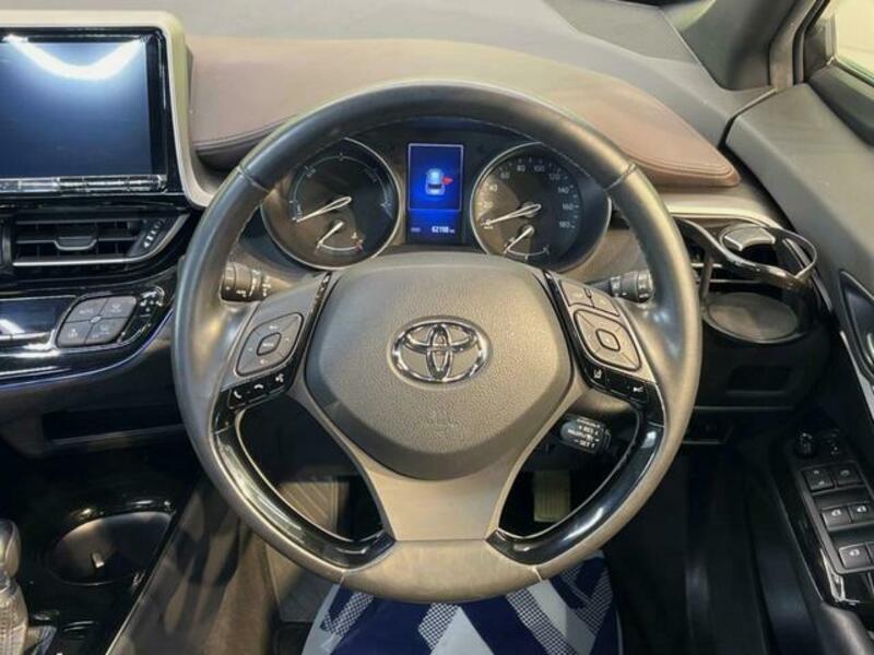 C-HR-10