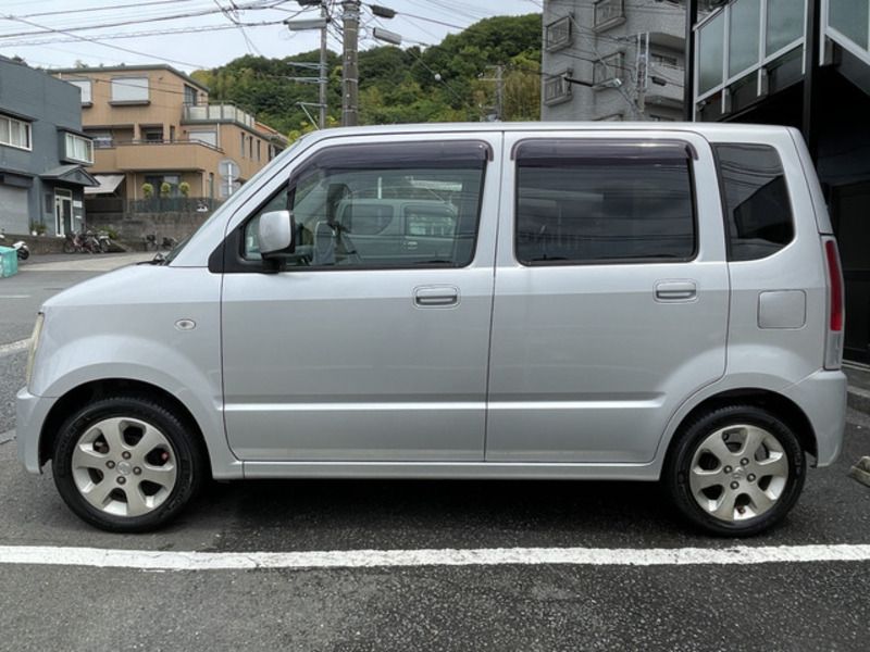 WAGON R