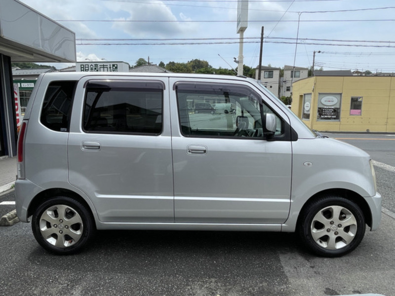 WAGON R