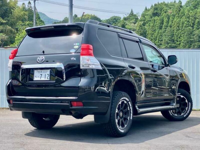 LAND CRUISER PRADO-1