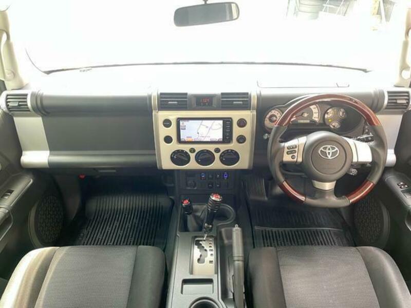 FJ CRUISER-1