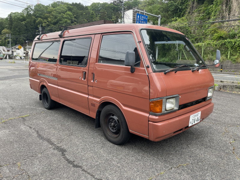 BONGO BRAWNY VAN