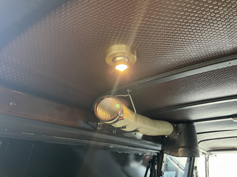 BONGO BRAWNY VAN