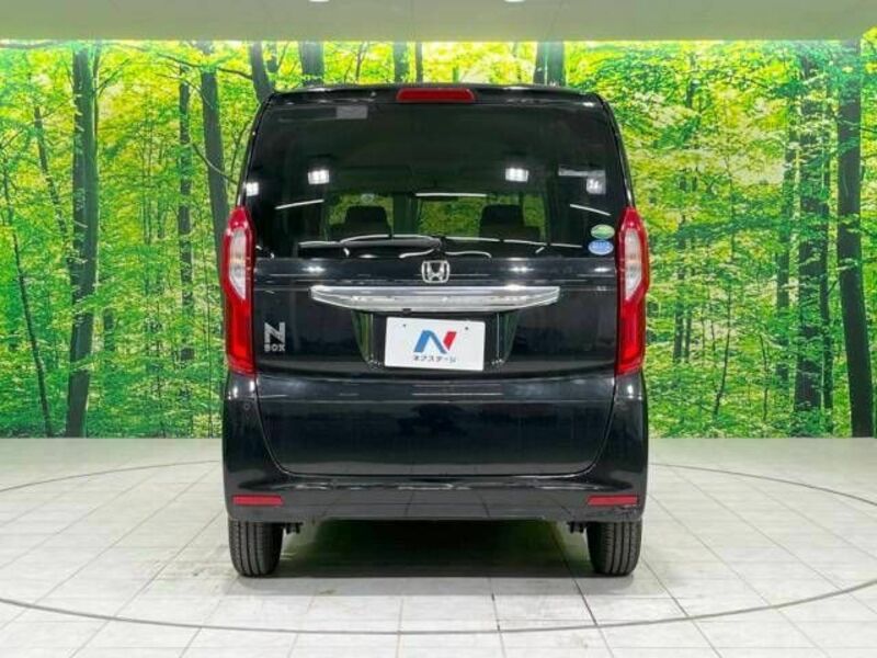 N BOX
