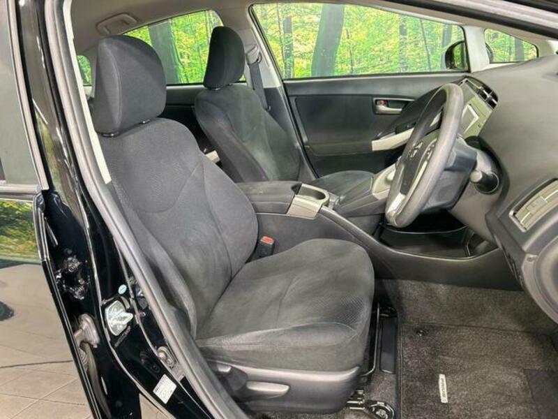 PRIUS-7