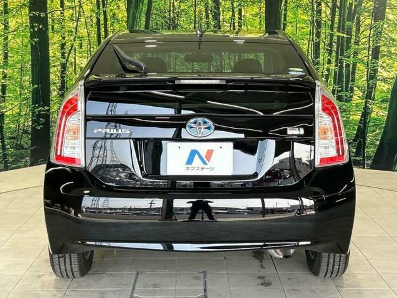 PRIUS-14