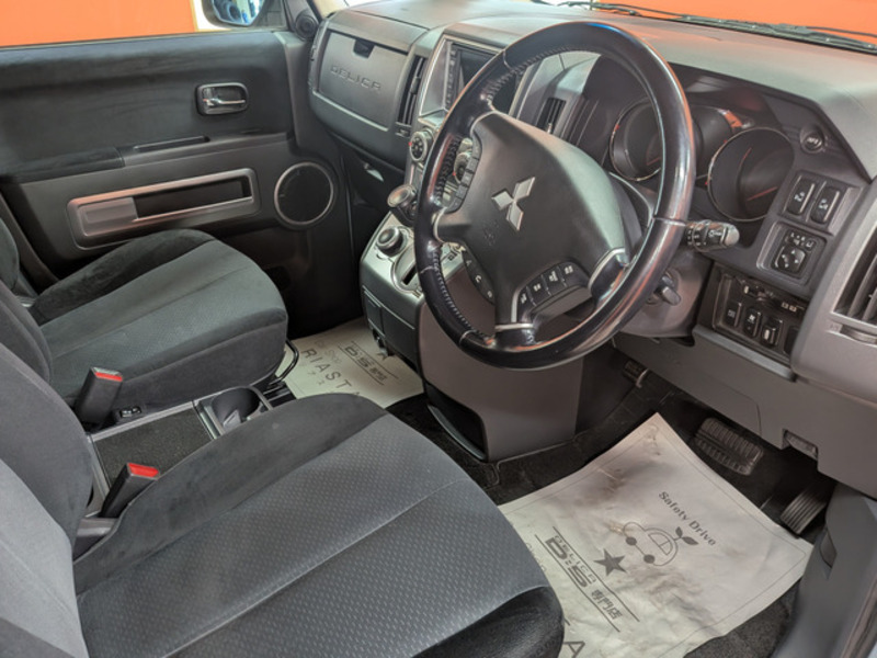 DELICA D5