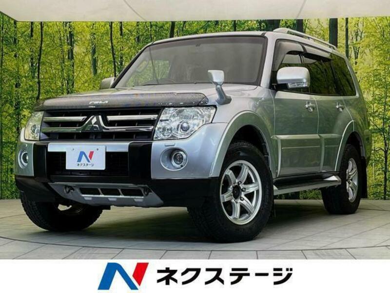 MITSUBISHI PAJERO