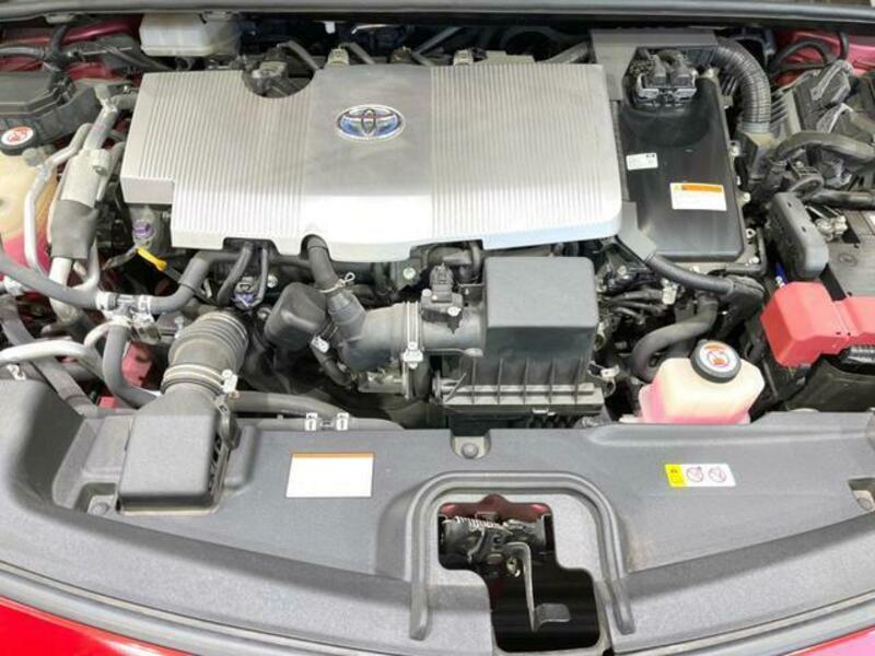 PRIUS PHV-17