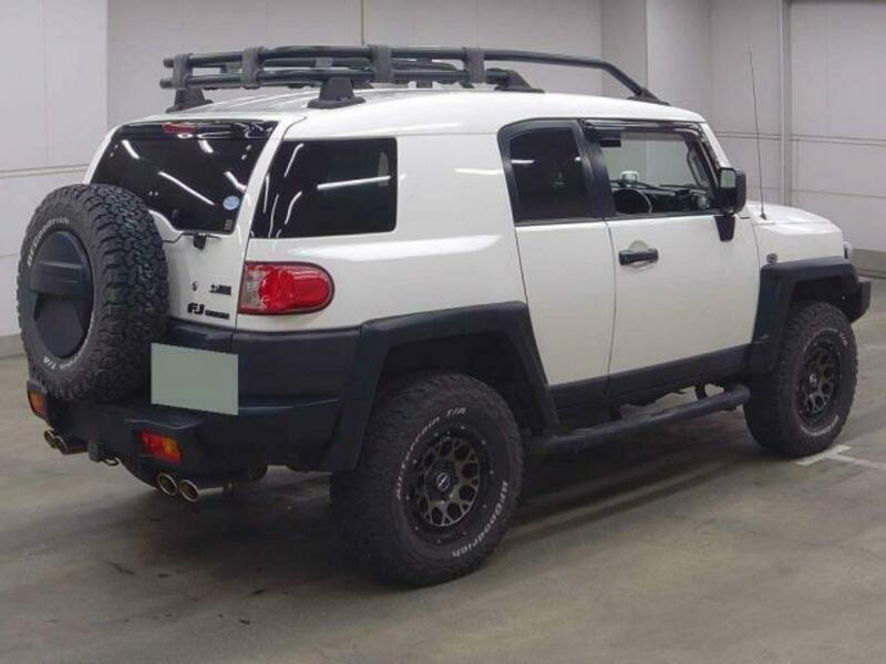 FJ CRUISER-3