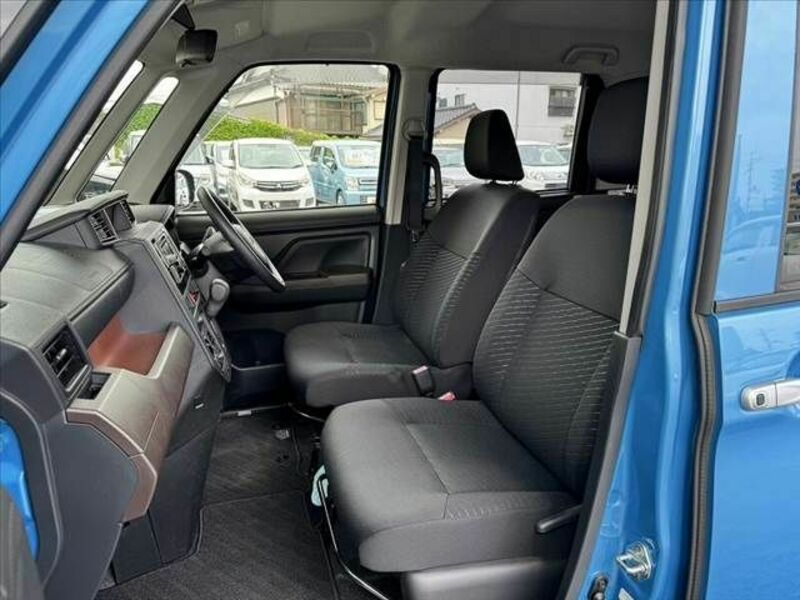 ROOMY
