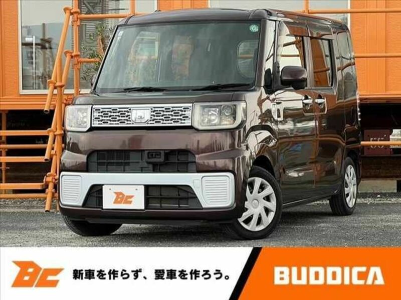 DAIHATSU WAKE