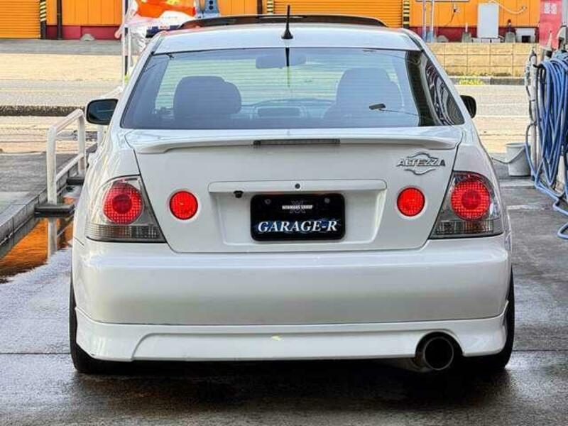 ALTEZZA-12