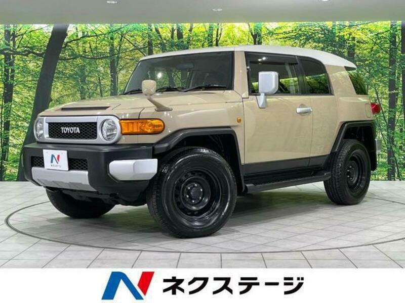 TOYOTA FJ CRUISER