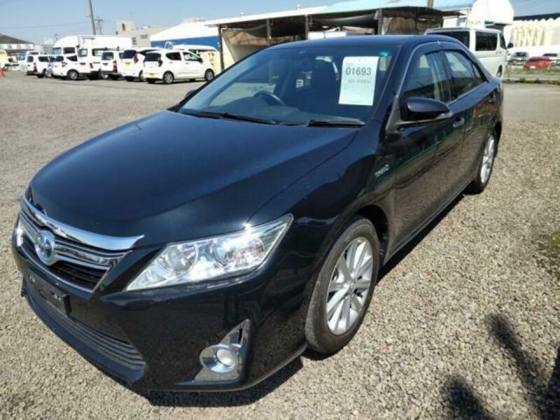 TOYOTA CAMRY