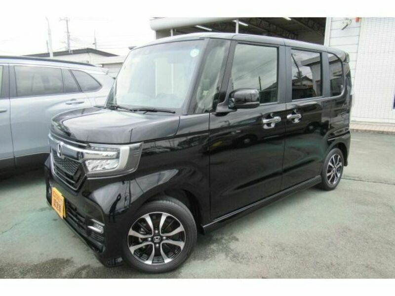 HONDA　N BOX CUSTOM
