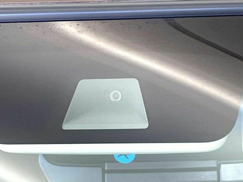 N BOX