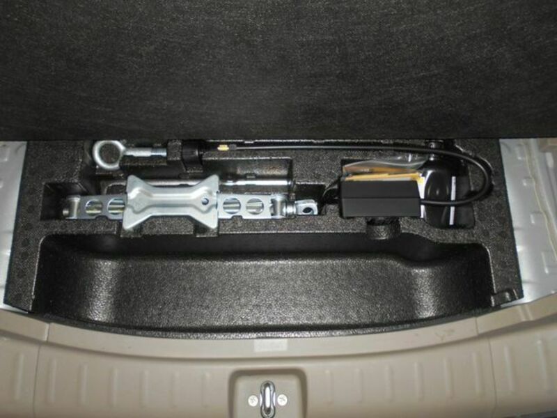 N BOX