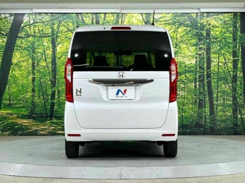 N BOX