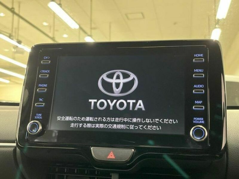 YARIS CROSS