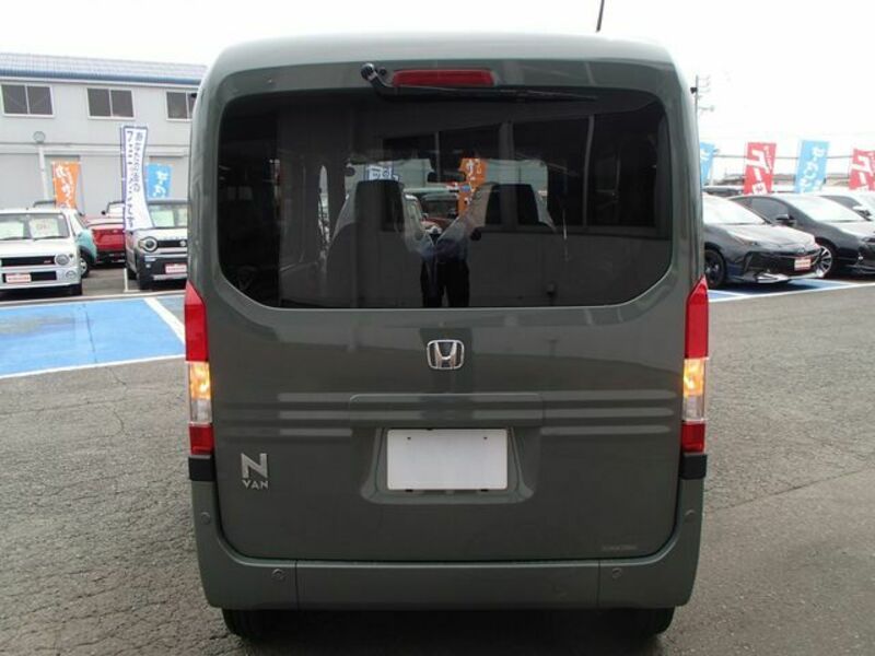 N-VAN