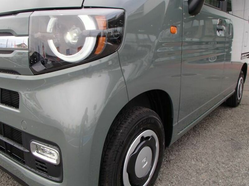 N-VAN