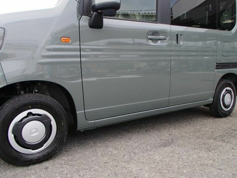 N-VAN