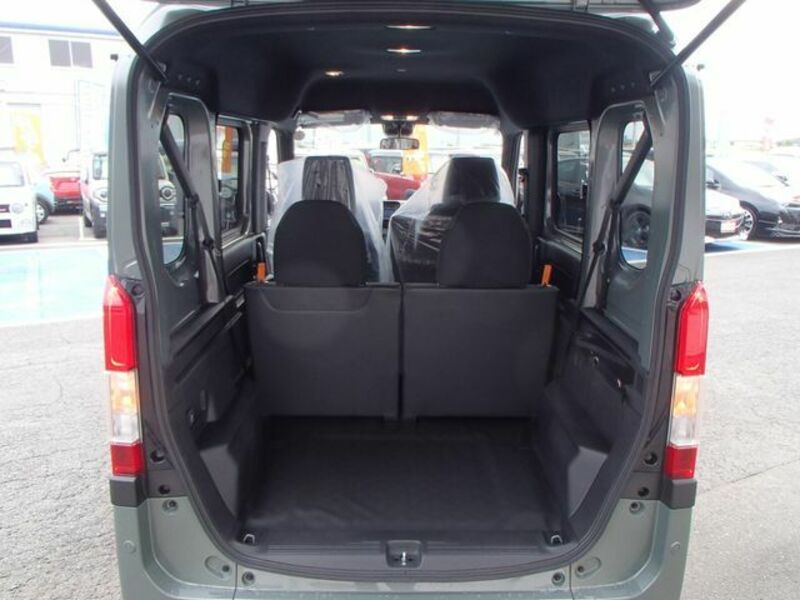 N-VAN