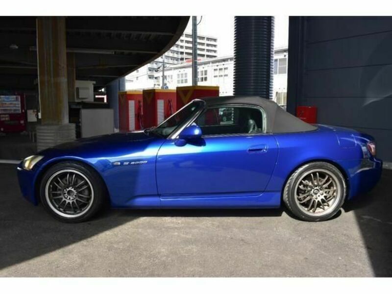S2000