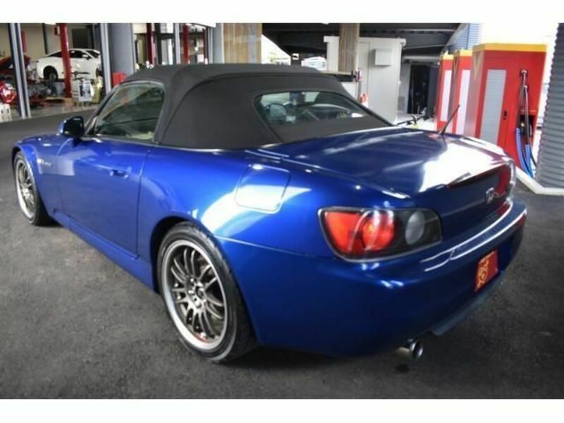 S2000