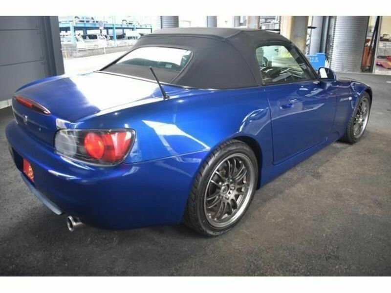 S2000