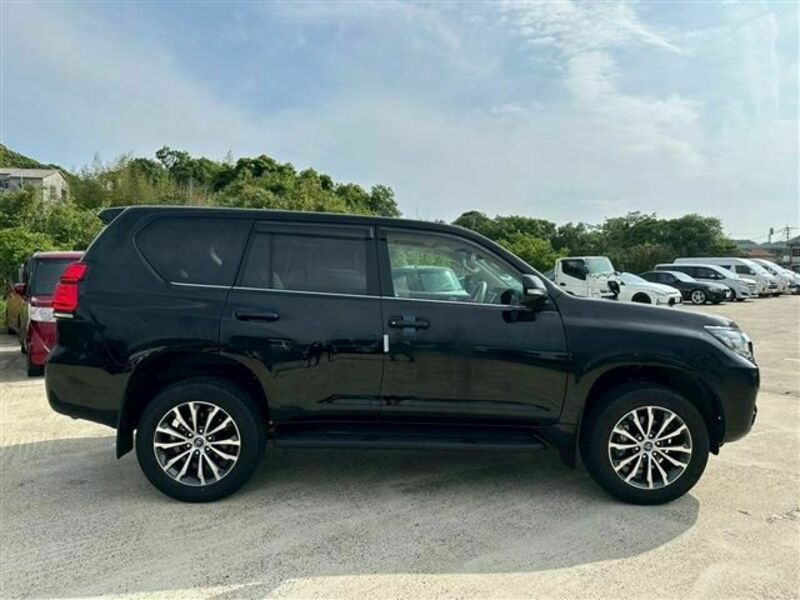 LAND CRUISER PRADO-6