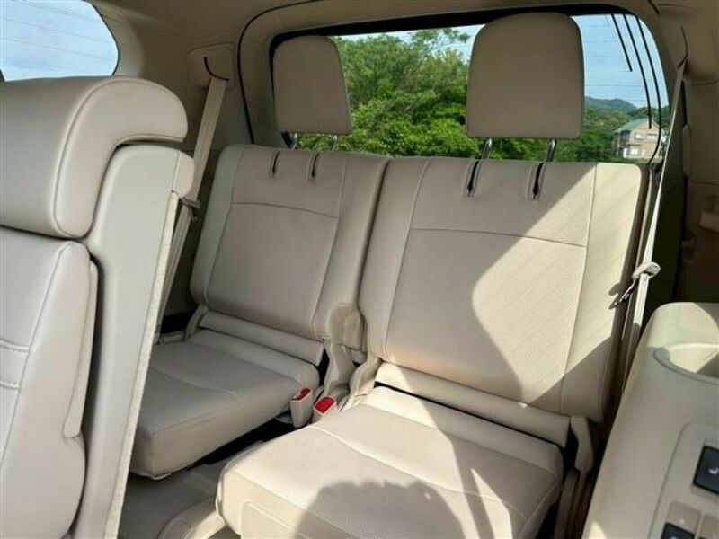 LAND CRUISER PRADO-15