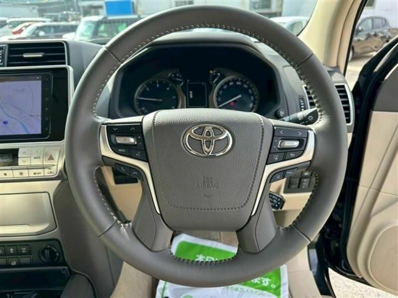 LAND CRUISER PRADO-23