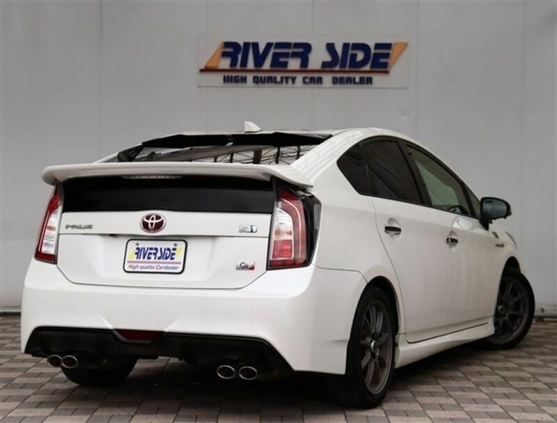 PRIUS-2