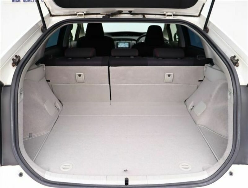 PRIUS-7