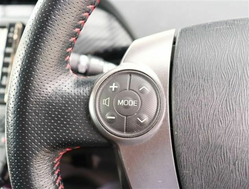 PRIUS-14