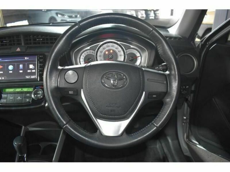 COROLLA FIELDER