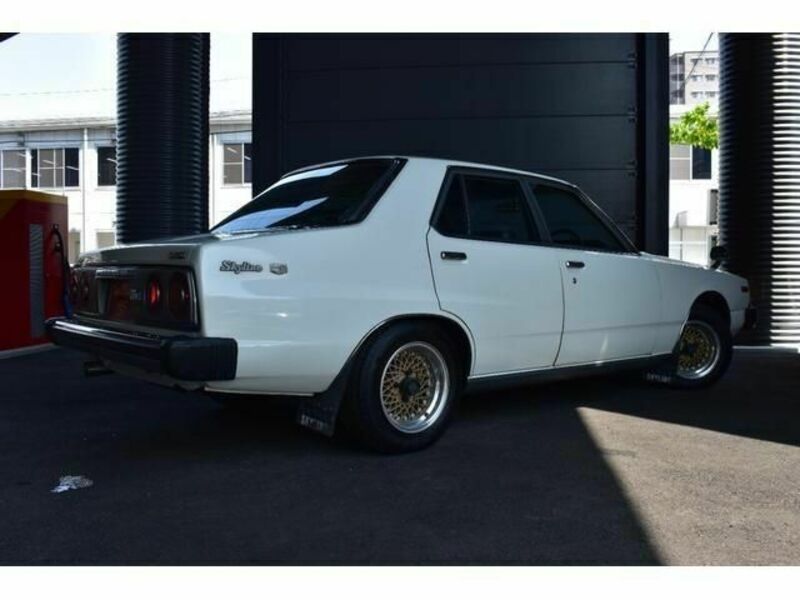 SKYLINE