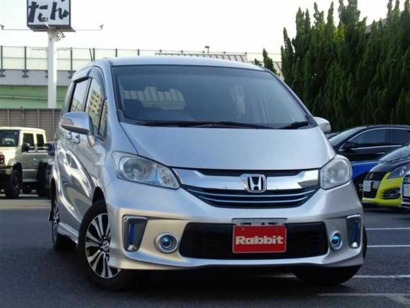 HONDA FREED HYBRID