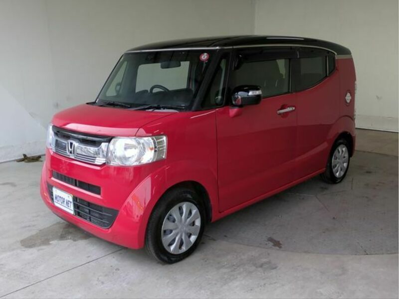 HONDA N BOX SLASH