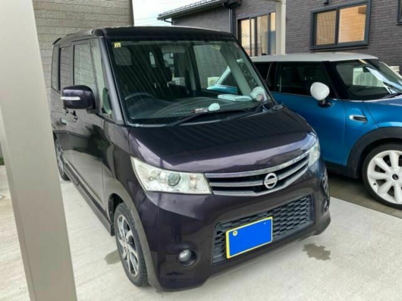 NISSAN ROOX