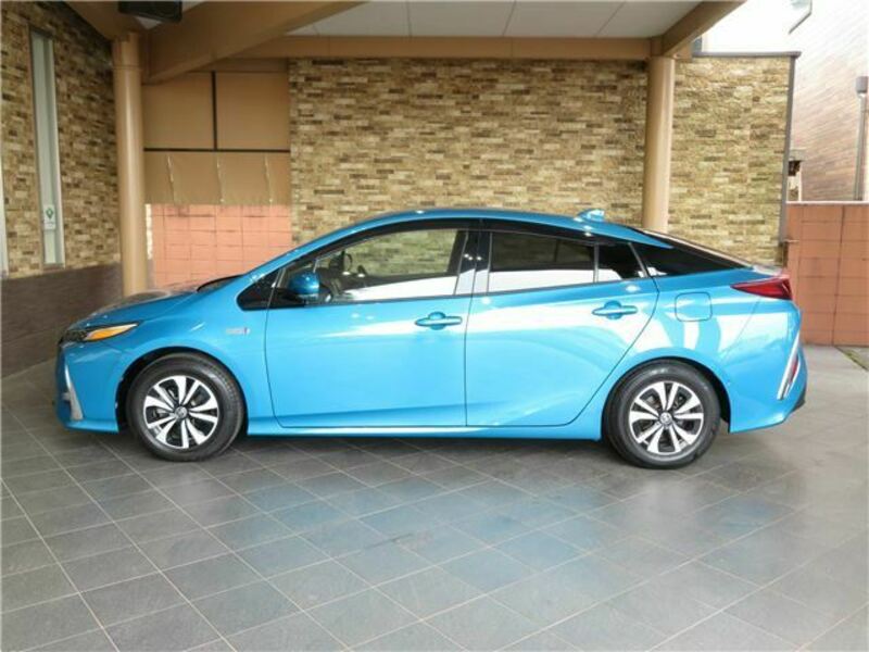 PRIUS PHV-7